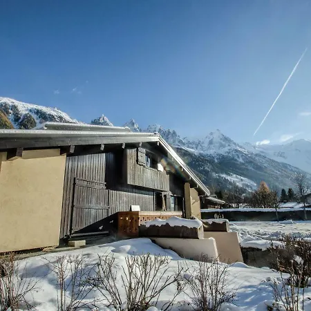 Comfortable Holiday In Charmonix With Mountain View Appartamento *